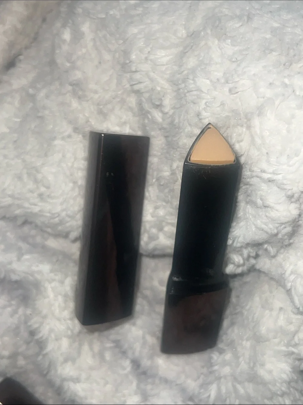 Hourglass Vanish Concealer Stick - 6.5
